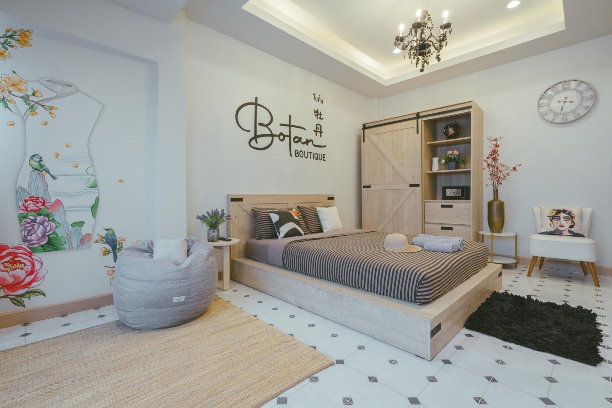 Botan Boutique Hotel Patong Extérieur photo