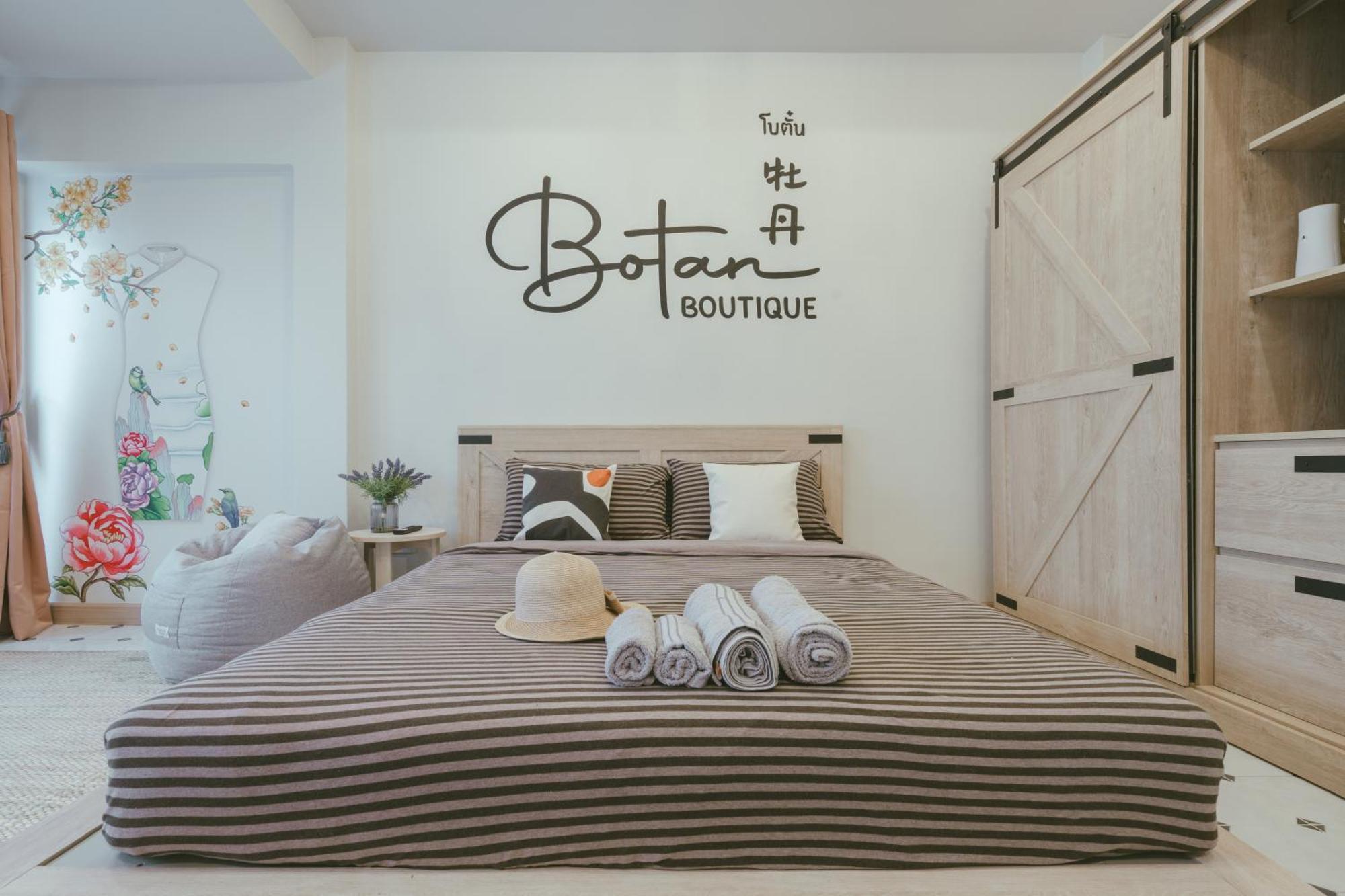 Botan Boutique Hotel Patong Extérieur photo