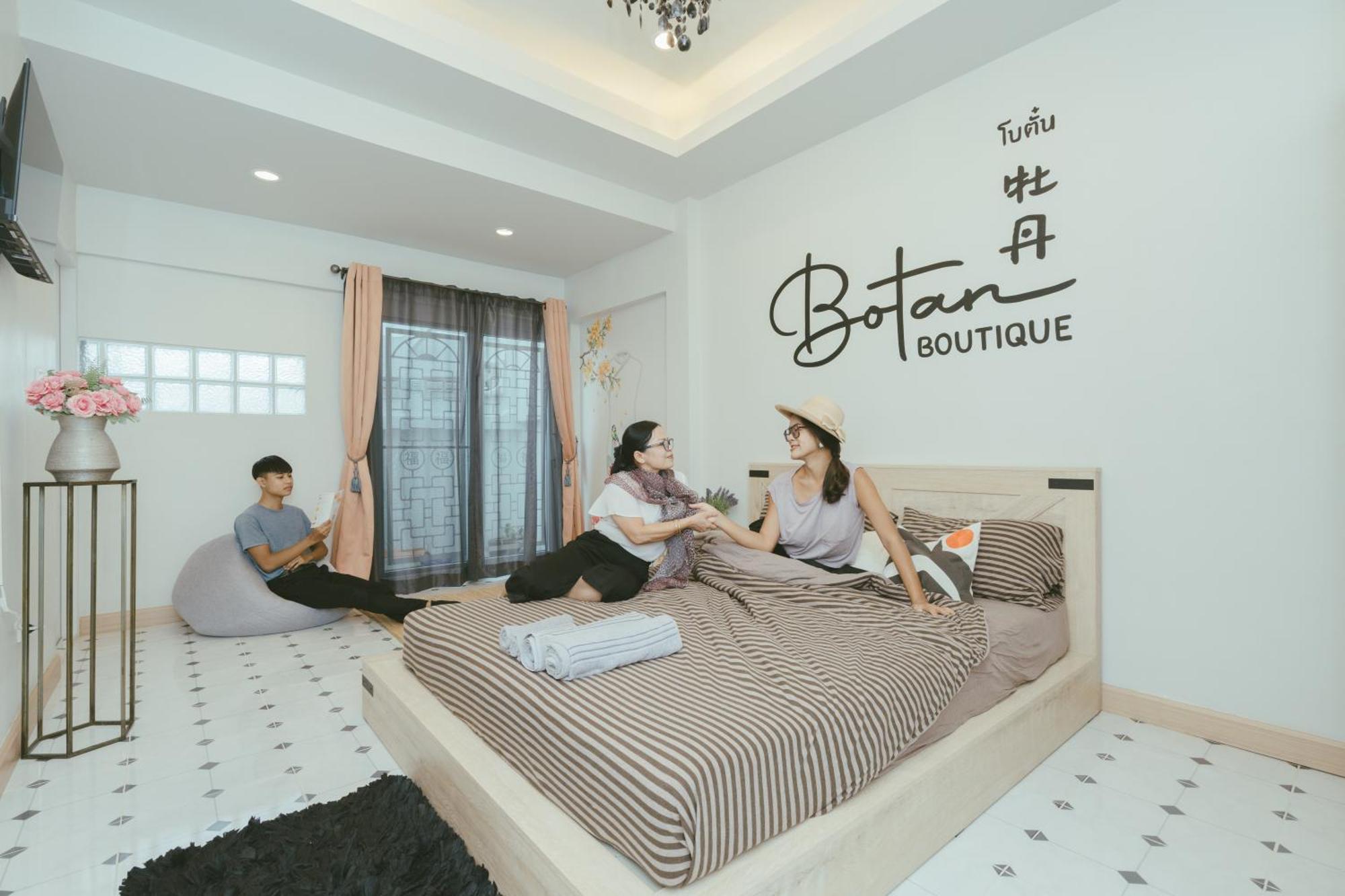 Botan Boutique Hotel Patong Extérieur photo