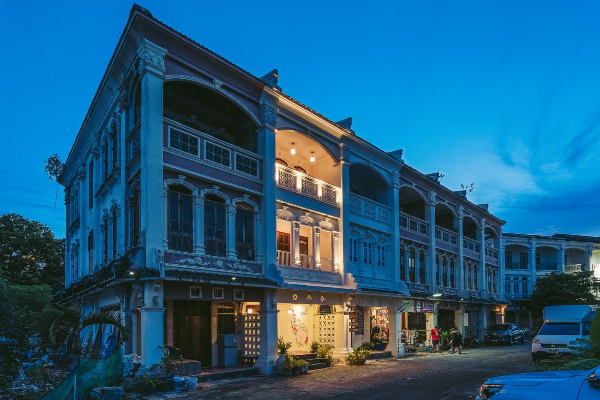 Botan Boutique Hotel Patong Extérieur photo